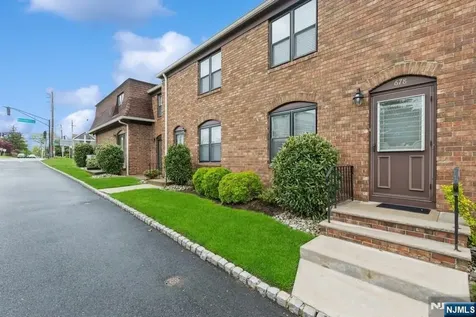 678 Bloomfield Avenue West Caldwell NJ 07006