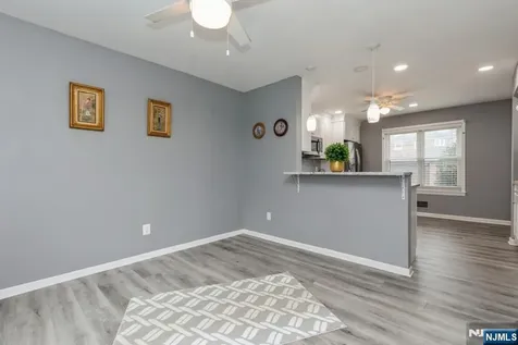 678 Bloomfield Avenue West Caldwell NJ 07006
