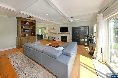 11 Lincoln Avenue Westwood NJ 07675