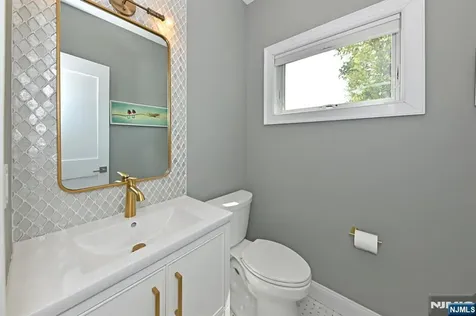 11 Lincoln Avenue Westwood NJ 07675