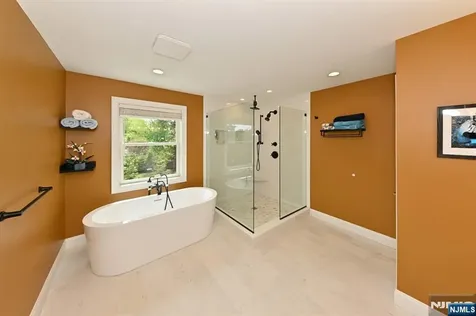11 Lincoln Avenue Westwood NJ 07675