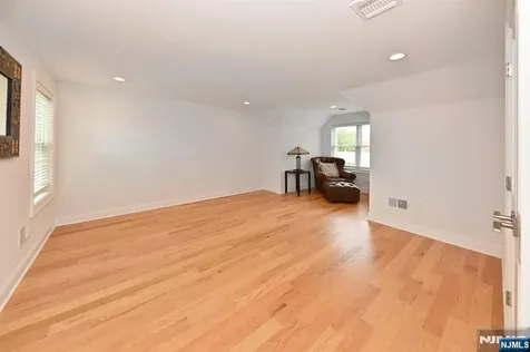 11 Lincoln Avenue Westwood NJ 07675