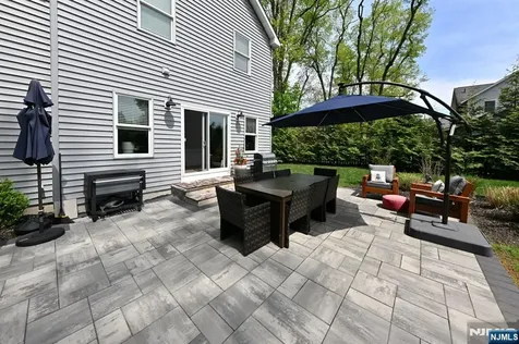 11 Lincoln Avenue Westwood NJ 07675