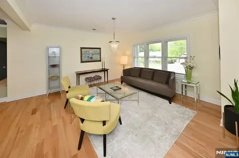 11 Lincoln Avenue Westwood NJ 07675