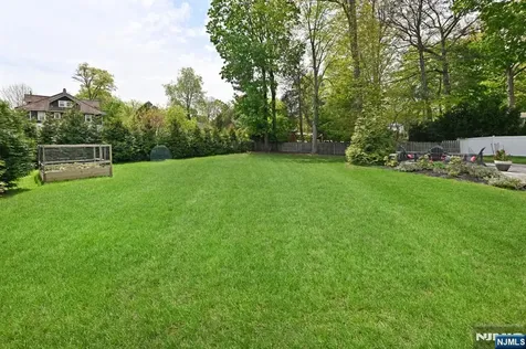 11 Lincoln Avenue Westwood NJ 07675