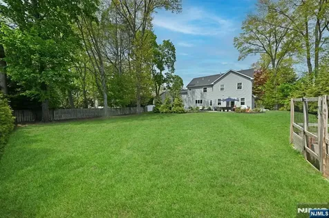 11 Lincoln Avenue Westwood NJ 07675