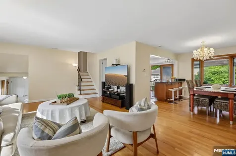 267 Pershing Avenue Ridgewood NJ 07450