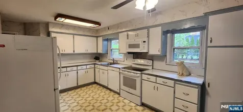 45 Campbell Avenue Woodcliff Lake NJ 07677