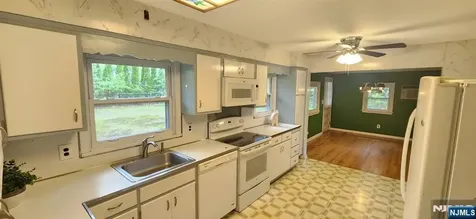 45 Campbell Avenue Woodcliff Lake NJ 07677