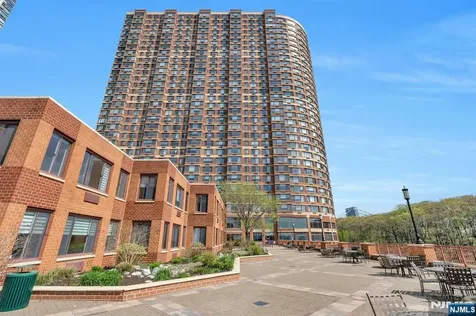 100 Old Palisade Road Fort Lee NJ 07024