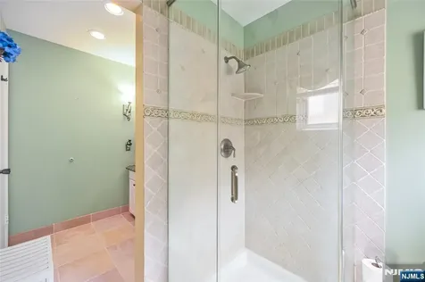 1253 Stephanie Drive North Caldwell NJ 07006