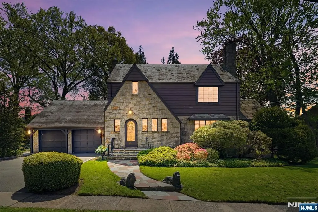 14 Elmwood Terrace Elmwood Park NJ 07407