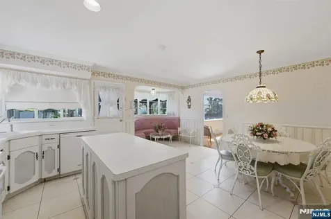 14 Elmwood Terrace Elmwood Park NJ 07407