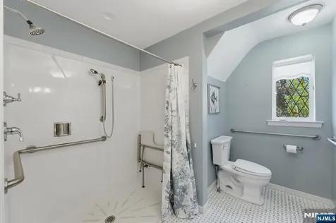 14 Elmwood Terrace Elmwood Park NJ 07407