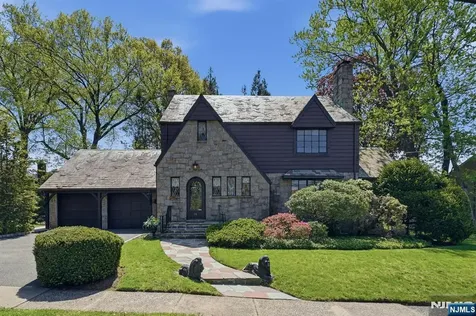 14 Elmwood Terrace Elmwood Park NJ 07407
