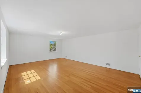 14 Elmwood Terrace Elmwood Park NJ 07407