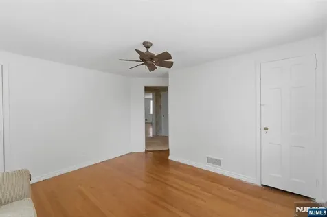 14 Elmwood Terrace Elmwood Park NJ 07407