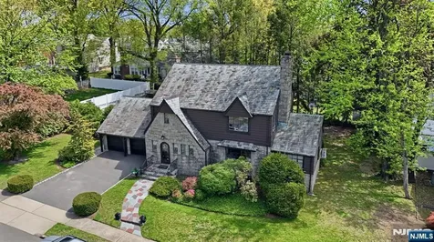 14 Elmwood Terrace Elmwood Park NJ 07407