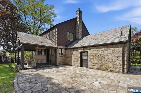 14 Elmwood Terrace Elmwood Park NJ 07407