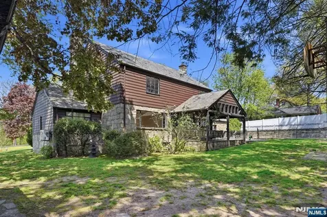 14 Elmwood Terrace Elmwood Park NJ 07407