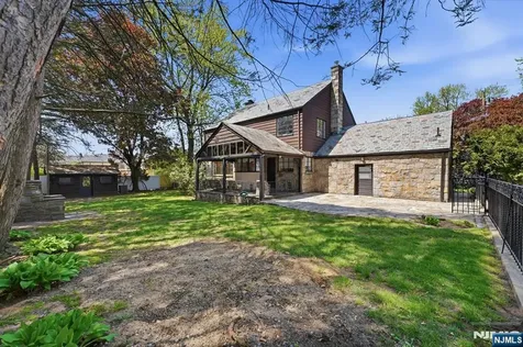 14 Elmwood Terrace Elmwood Park NJ 07407