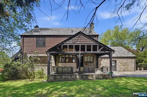 14 Elmwood Terrace Elmwood Park NJ 07407