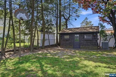 14 Elmwood Terrace Elmwood Park NJ 07407
