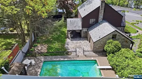 14 Elmwood Terrace Elmwood Park NJ 07407