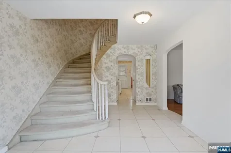14 Elmwood Terrace Elmwood Park NJ 07407