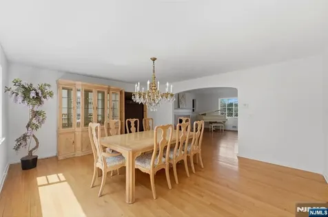 14 Elmwood Terrace Elmwood Park NJ 07407