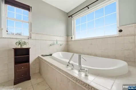 138 Spatz Avenue Nutley NJ 07110