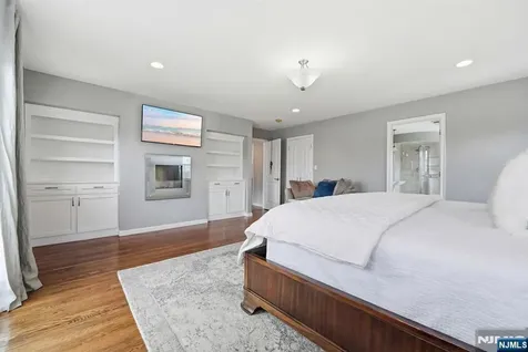 138 Spatz Avenue Nutley NJ 07110