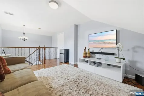 138 Spatz Avenue Nutley NJ 07110