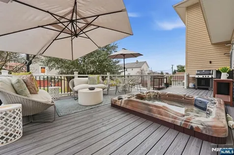 138 Spatz Avenue Nutley NJ 07110