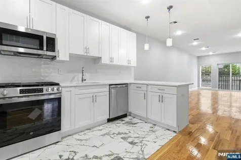 510 S 15th Newark NJ 07103