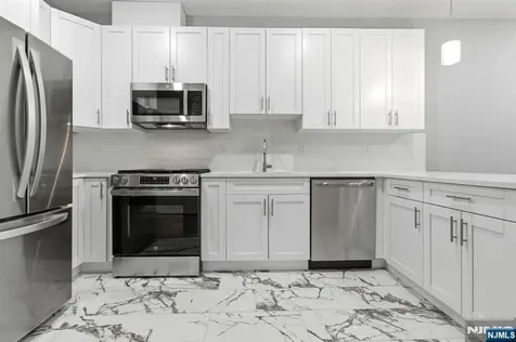 510 S 15th Newark NJ 07103