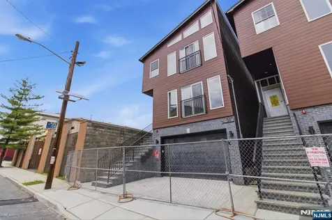 510 S 15th Newark NJ 07103