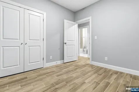 510 S 15th Newark NJ 07103