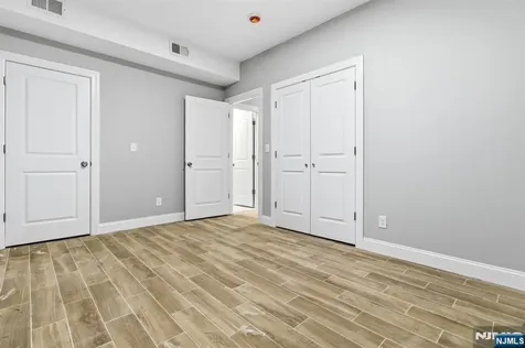 510 S 15th Newark NJ 07103