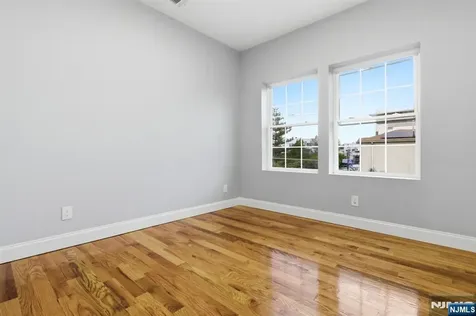 510 S 15th Newark NJ 07103