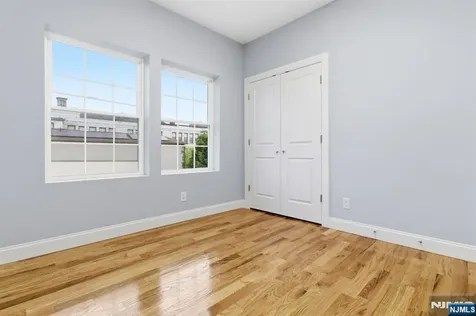 510 S 15th Newark NJ 07103