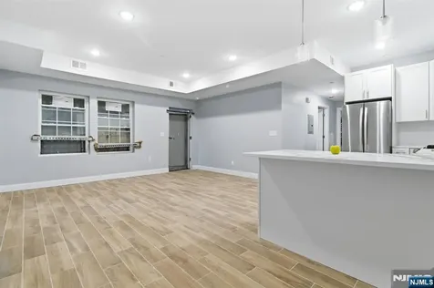 510 S 15th Newark NJ 07103
