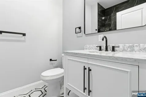 510 S 15th Newark NJ 07103