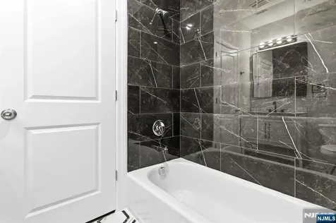 510 S 15th Newark NJ 07103