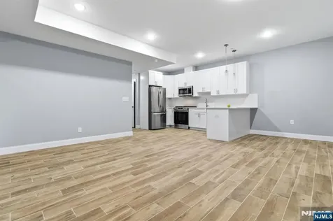 510 S 15th Newark NJ 07103