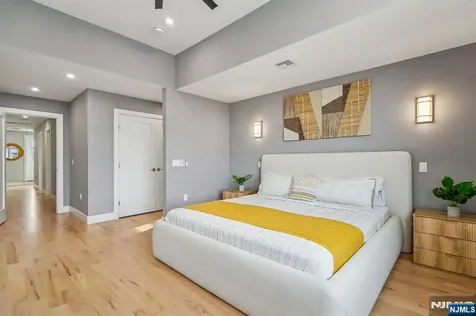 305 8th Street Fairview NJ 07022