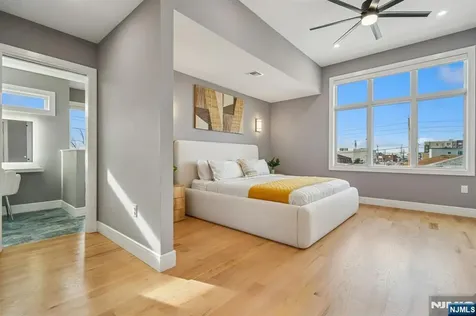 305 8th Street Fairview NJ 07022