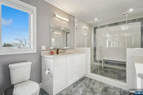 305 8th Street Fairview NJ 07022
