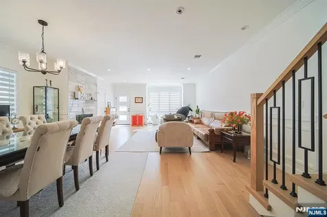 529 Lincoln Street Palisades Park NJ 07650