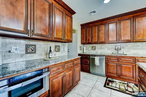6 Linda Street Par-troy Hills Twp. NJ 07054
